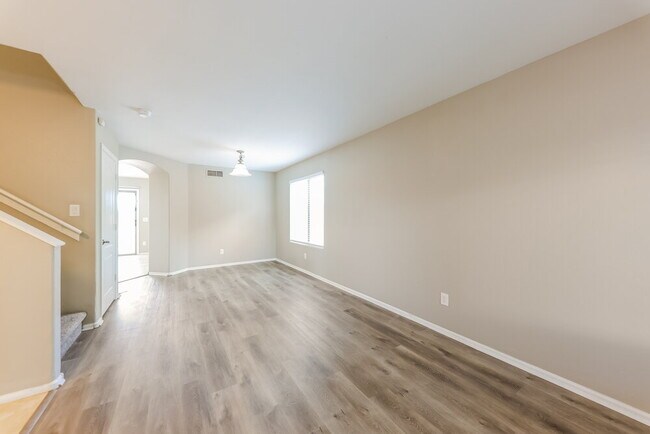 Foto del edificio - 2534 W Blue Sky Dr