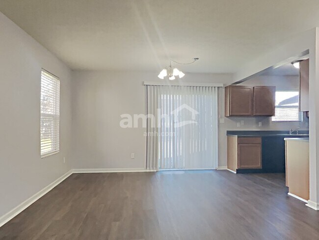 Building Photo - 8111 Retreat Lane