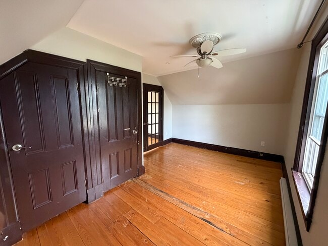Building Photo - Apartment for Rent
