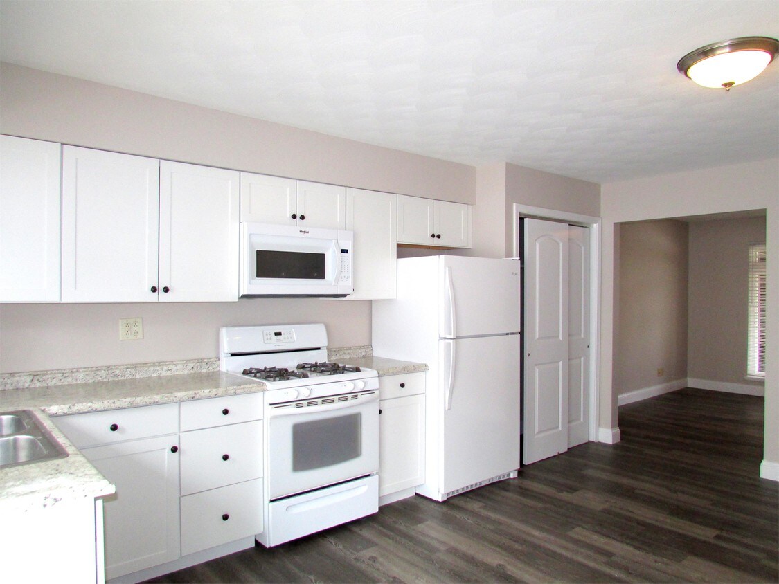 Primary Photo - 1608 Vernon Ave