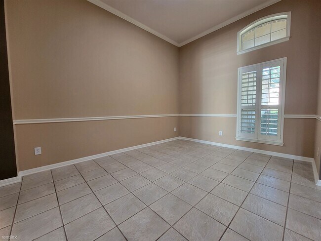 Foto del edificio - 4 br, 3.5 bath House - 10504 Medinah Green...