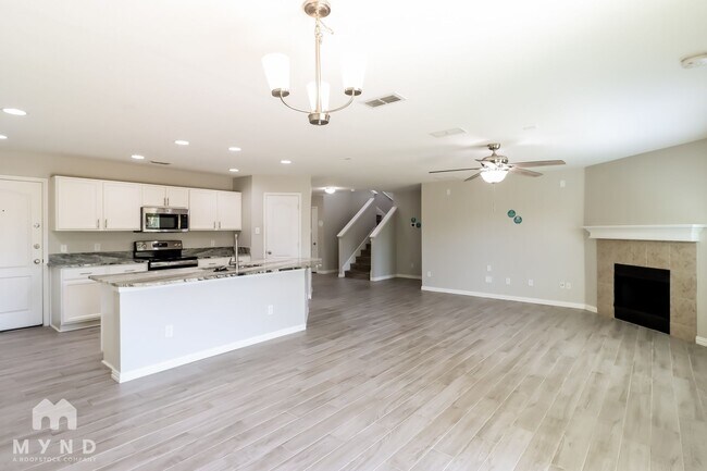 Foto del edificio - 6928 Glade Oaks Dr