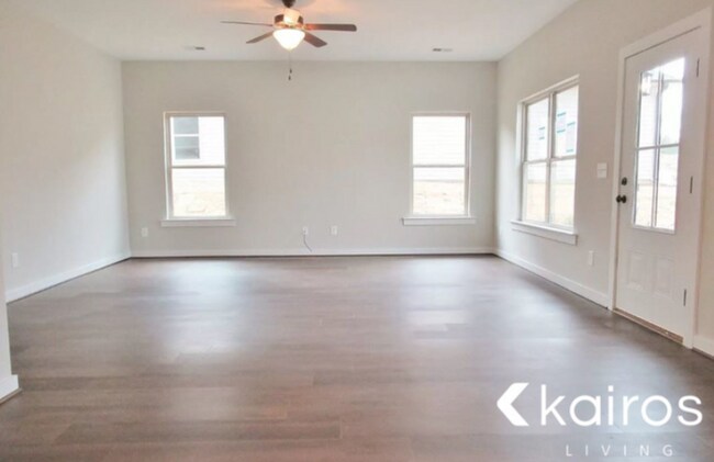 Building Photo - 166 Shiloh Creek Drive