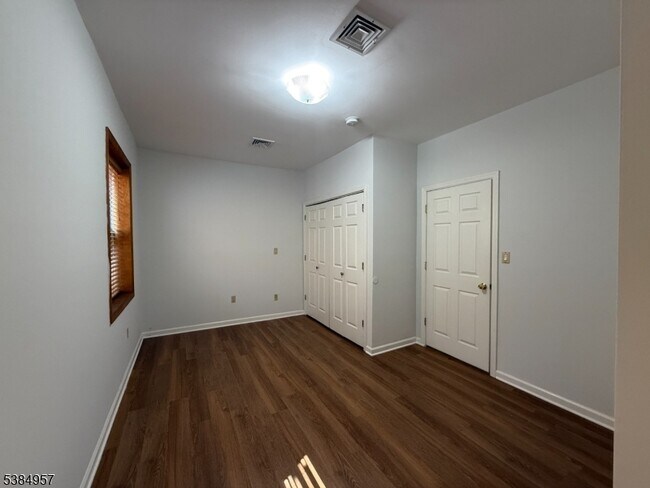 Foto del edificio - 115 Forest St