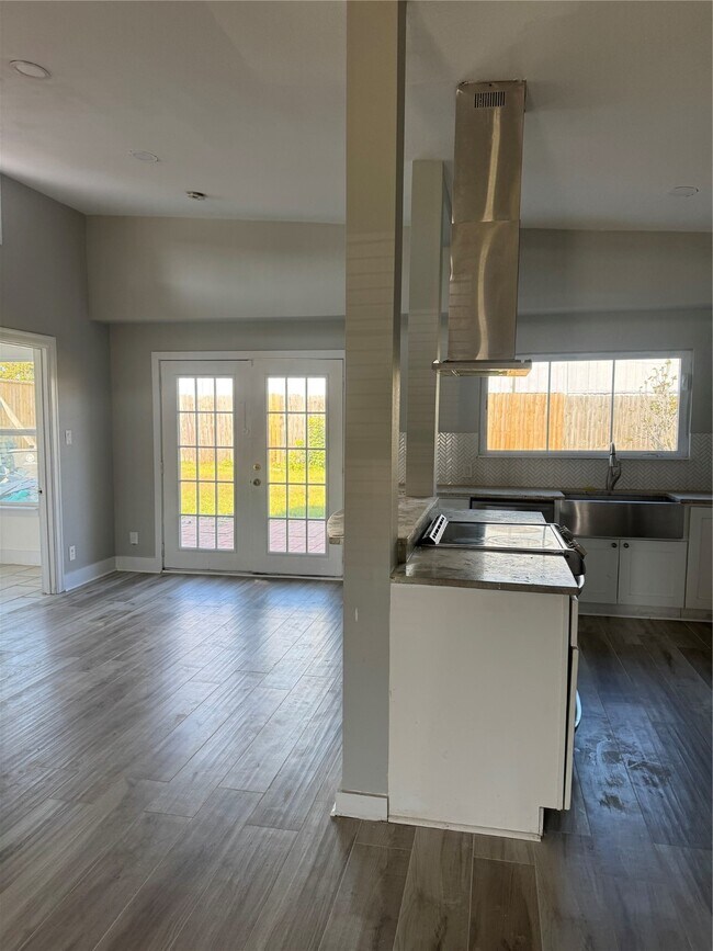 Foto del edificio - 7526 Dearborn St