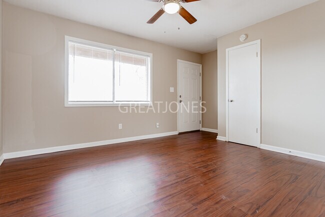 Foto del edificio - Charming 3 Bedroom in Columbus!