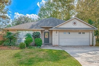 Building Photo - 7135 Woodland Oaks