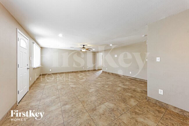 Foto del edificio - 3550 E Thunderbird Rd