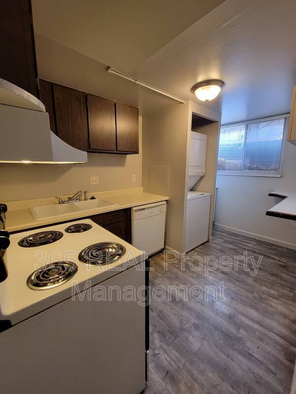 Foto del edificio - 1822 8th Ave