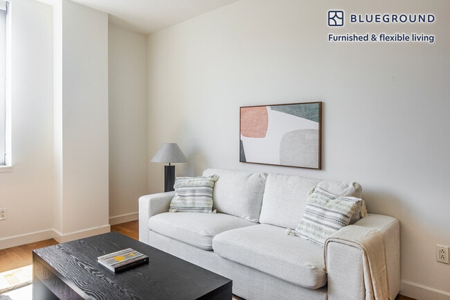 Building Photo - 88 Leonard St