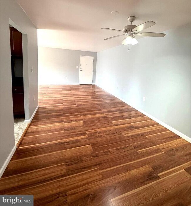 Foto del edificio - 5602 Bismach Dr