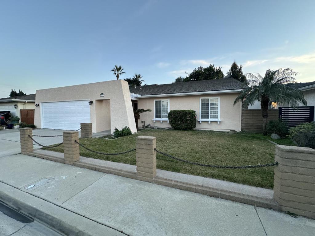 Foto principal - 6510 San Gabriel Cir