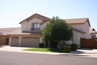 Building Photo - 16146 N 158th Ave