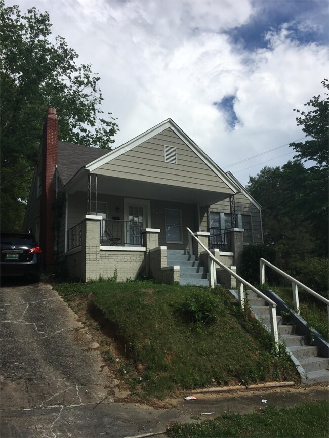 8401 5th Ave S Birmingham Al 35206 House For Rent In Primary Photo 8401 5th Ave S