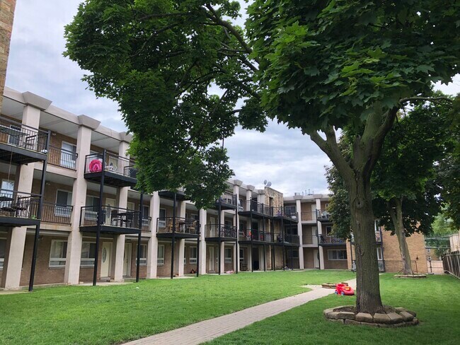 Foto principal - Residences At Ridge (6424)