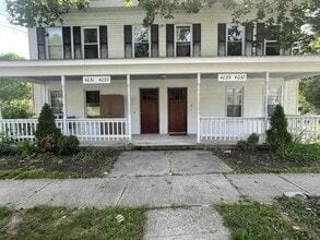 Building Photo - 4031-4037-4037 Pleasant St