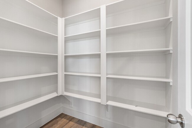 Building Photo - 9013 Lonestar River Ln