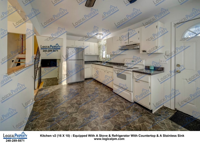 Building Photo - 3/1.5 Split Level: Open Foolrplan,C/A,Hard...