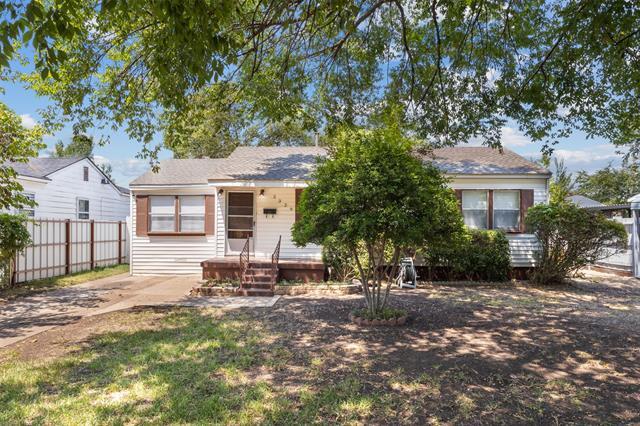 Primary Photo - 2329 McAdams Ave