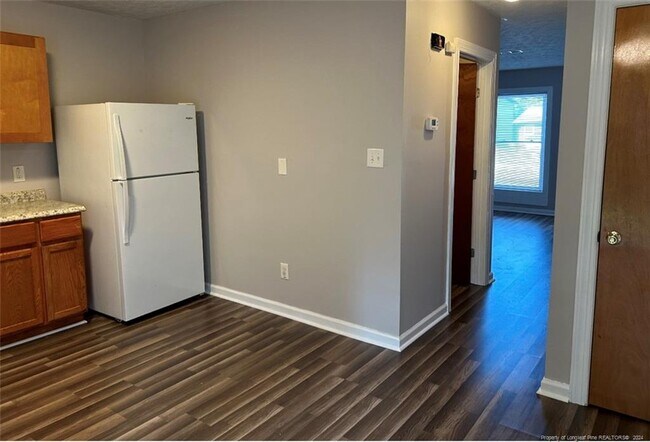 Building Photo - 5754 Aftonshire Dr