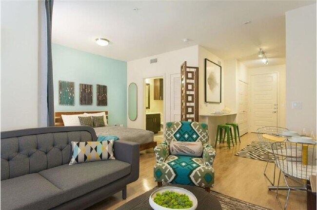 Foto del edificio - 2901 Manor Rd