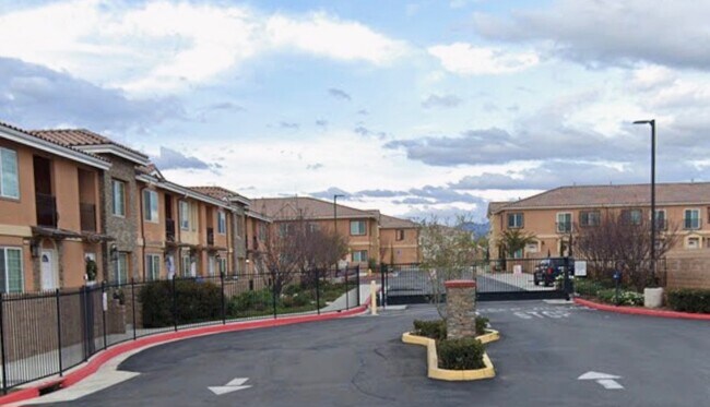 Photo - 16425 Arrow Blvd Apartment