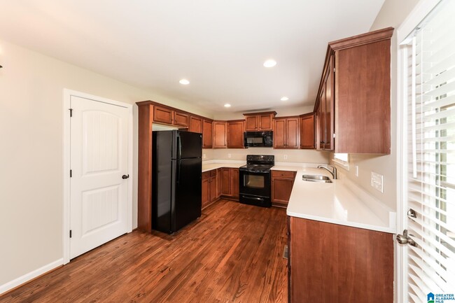 Building Photo - 725 Starlite Dr