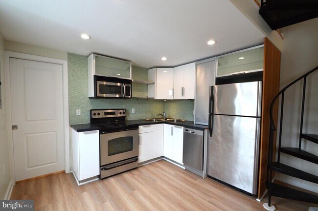 Foto del edificio - 1006 N 5th St