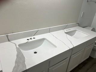 Foto principal - 211 Blushwood Pl