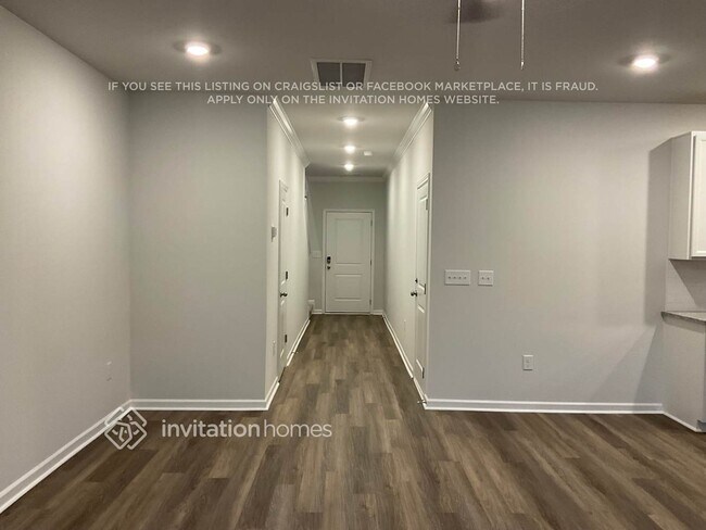 Foto del edificio - 3976 Zepelin Wy