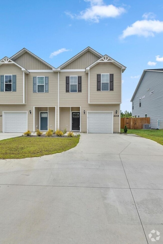 Building Photo - 2019 Folkstone Wds Ln