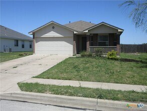 Building Photo - 105 Fishbaugh Ln