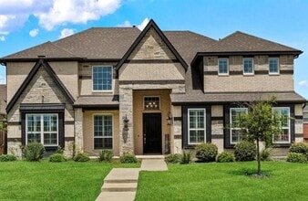 Building Photo - 2305 Hickey Dr