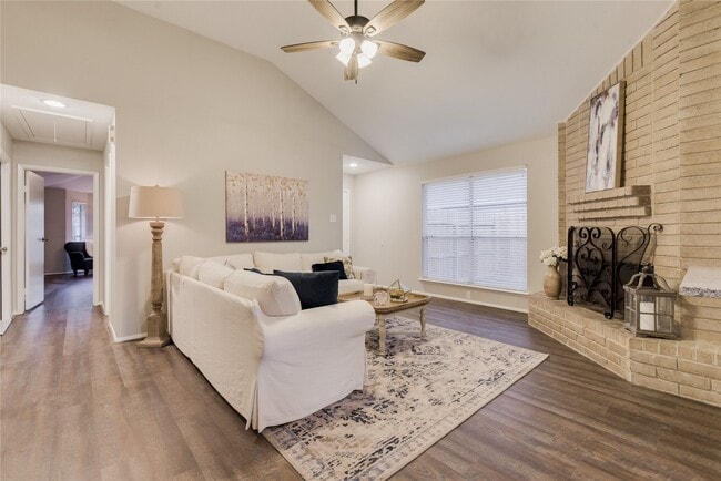 Building Photo - 6714 Mistflower Ln