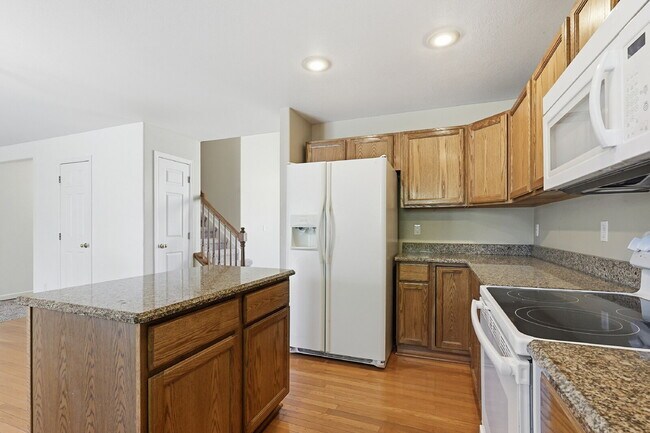 Building Photo - $2,740.95- 4 Bed, 2.5 Bath Home in Broomfield with Fenced-in Yard and Central A/C!