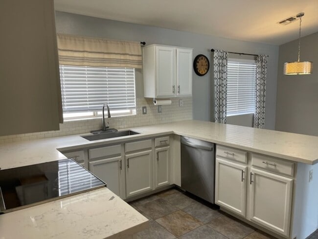 Building Photo - Maricopa 3 bedroom rental