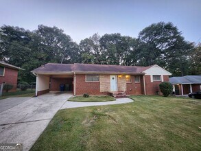 Building Photo - 2311 Cherry Blossom Dr SW