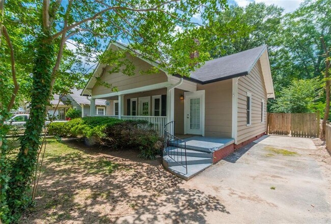 Foto del edificio - 1143 Gracewood Ave SE