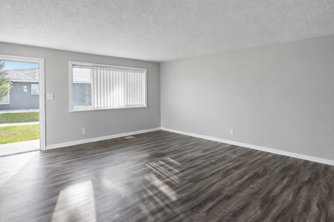 Foto del edificio - 1953-1953 S Owyhee St