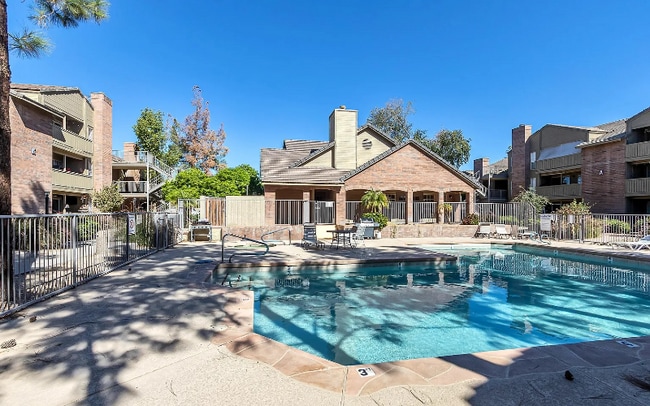 Foto del edificio - 200 E Southern Ave