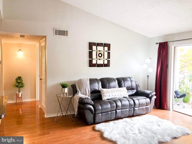 Foto del edificio - 1538 Lincoln Way