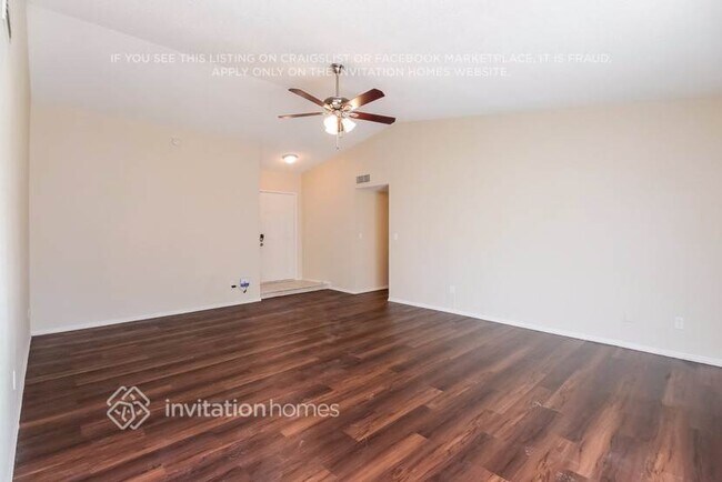 Foto del edificio - 3819 E Harmony Ave