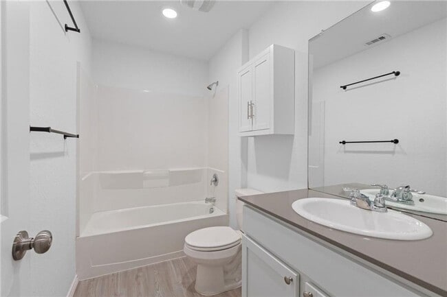 Building Photo - 4 Bed / 2 Bath Home for Rent – Built in 2023