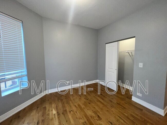 Foto del edificio - 346 E 50th St