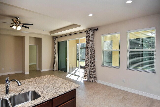 Foto del edificio - 4429 Conchfish Ln