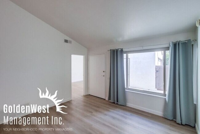 Building Photo - Remodeled 2Bdm 1Ba Townhome at Rancho Peña...