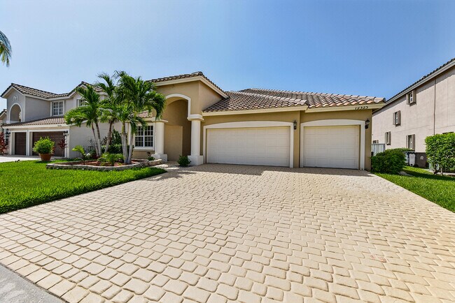 Foto del edificio - 12325 Cascades Pointe Dr