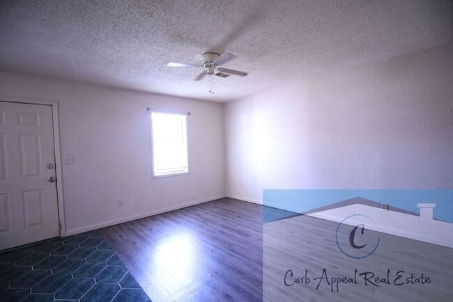 Building Photo - 2 bed / 1 bath apt in Trumann