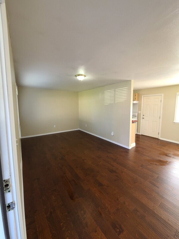 Foto del edificio - 15108 Washington Ave SW