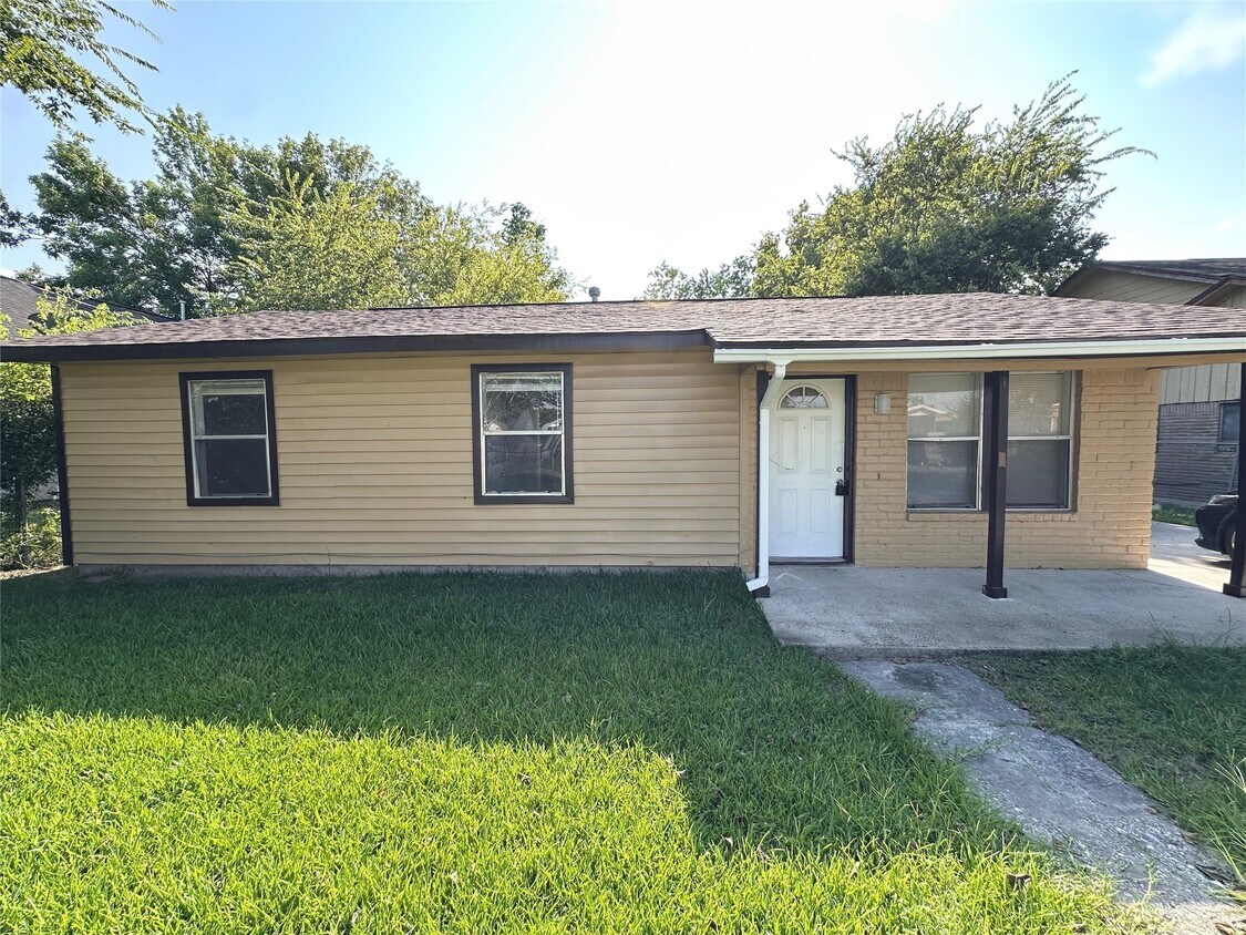 Foto principal - 2514 Avenue B